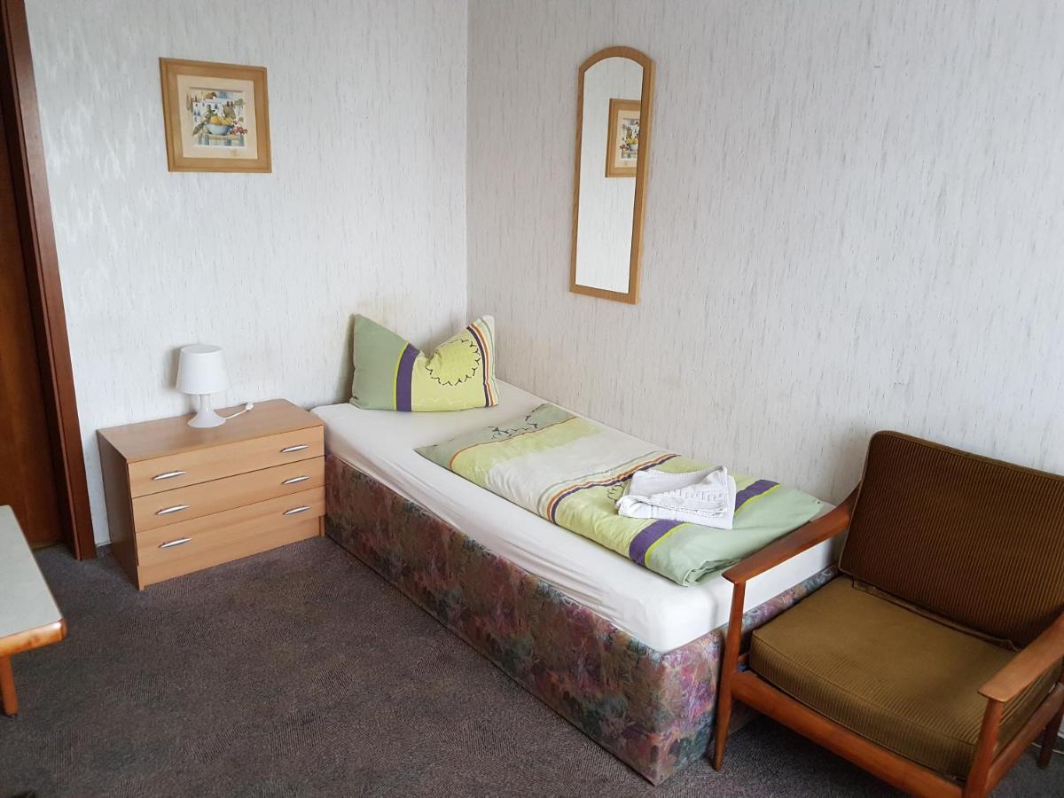Hotel Arkona Genthin Esterno foto